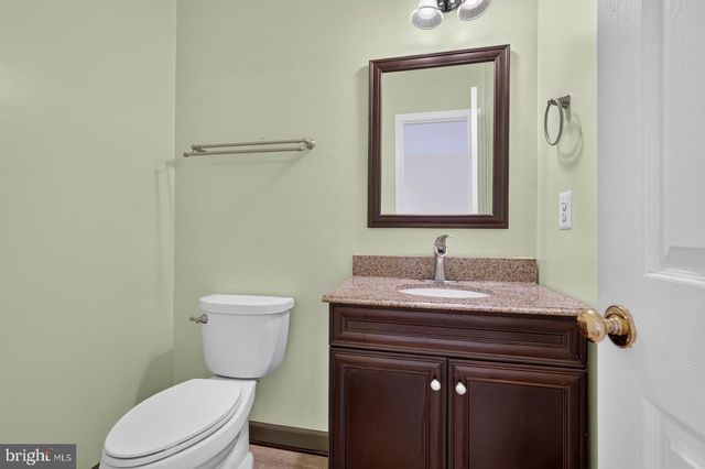 250 KIRBY ST, Manassas Park, VA 20111