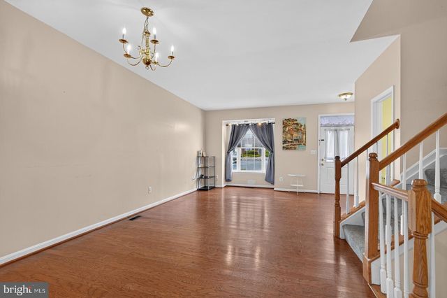 250 KIRBY ST, Manassas Park, VA 20111