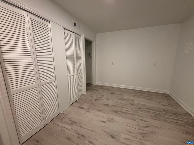 988 SALISBURY SQ, Charlottesville, VA 22901