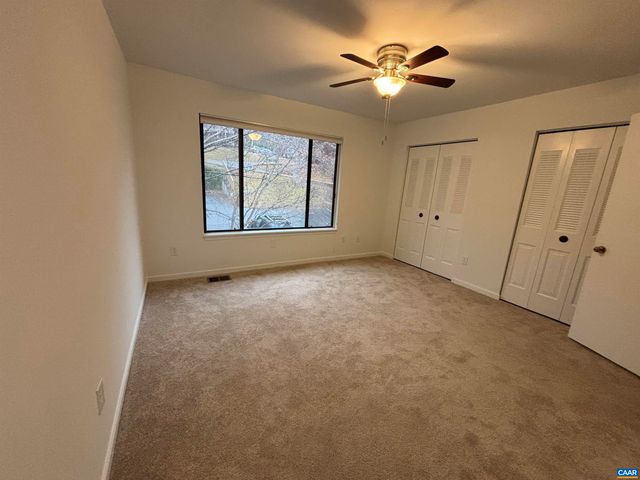 988 SALISBURY SQ, Charlottesville, VA 22901