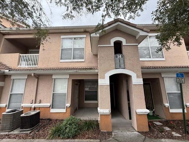 17977 VILLA CREEK DRIVE 17977, Tampa, FL 33647