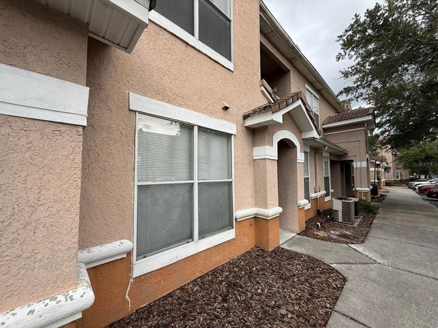 17977 VILLA CREEK DRIVE 17977, Tampa, FL 33647