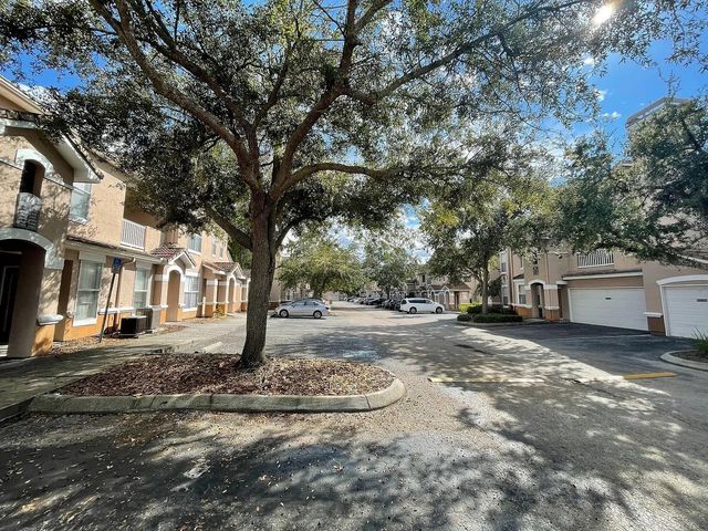 17977 VILLA CREEK DRIVE 17977, Tampa, FL 33647