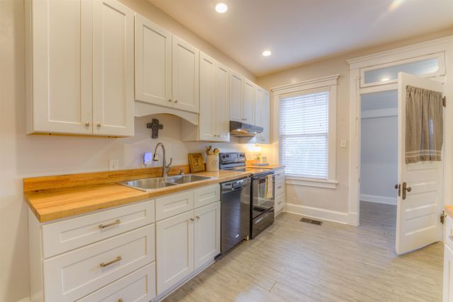 449 GARLAND ST, Memphis, TN 38104