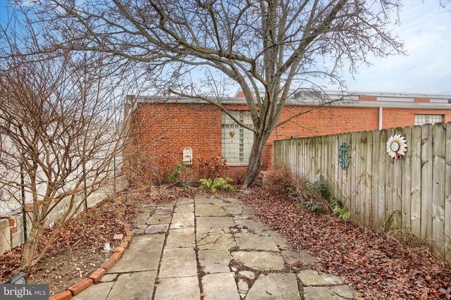 109 S BEDFORD ST, Carlisle, PA 17013