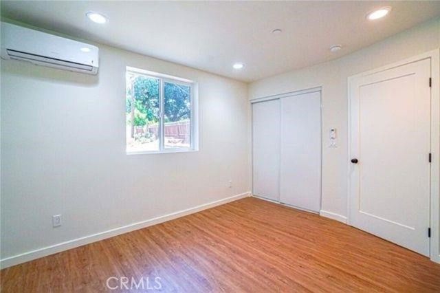 6469 calhoun, Van Nuys (los Angeles), CA 91401