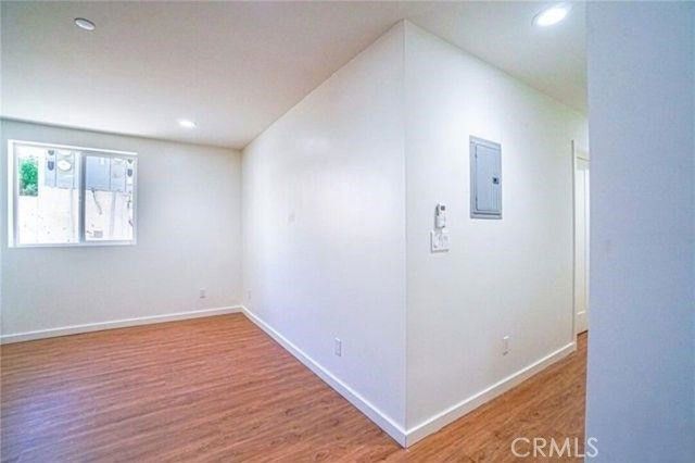 6469 calhoun, Van Nuys (los Angeles), CA 91401