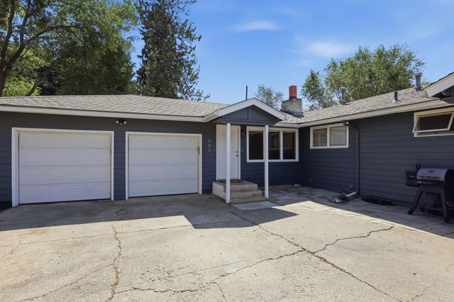 902 N wilbur Rd, Spokane Valley, WA 99206
