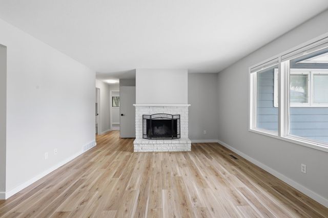902 N wilbur Rd, Spokane Valley, WA 99206