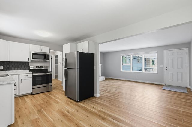 902 N wilbur Rd, Spokane Valley, WA 99206