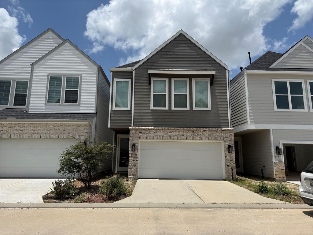 11321 Stonework Grove Lane, Houston, TX 77076