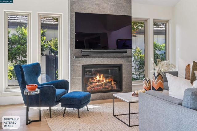 207 Live Oak Dr, Danville, CA 94506
