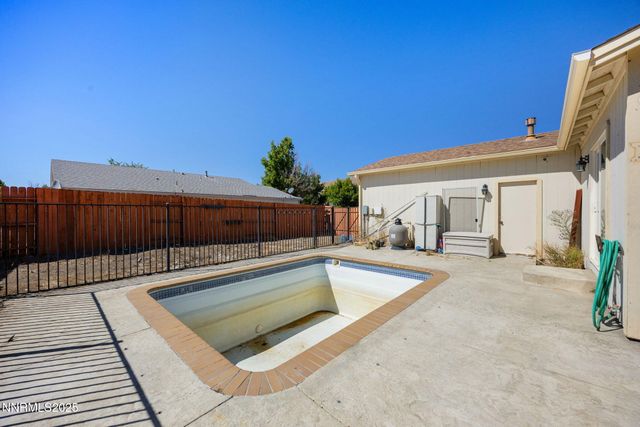 17862 Bear River Court, Reno, NV 89508