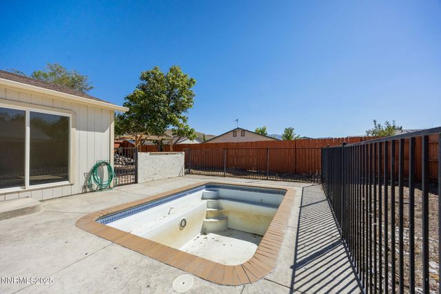 17862 Bear River Court, Reno, NV 89508