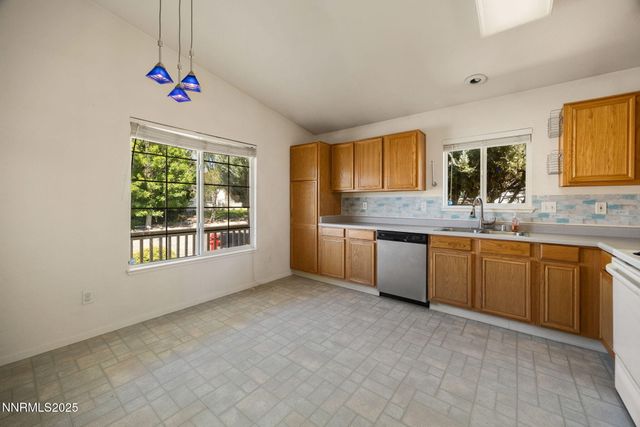 17862 Bear River Court, Reno, NV 89508