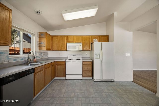 17862 Bear River Court, Reno, NV 89508