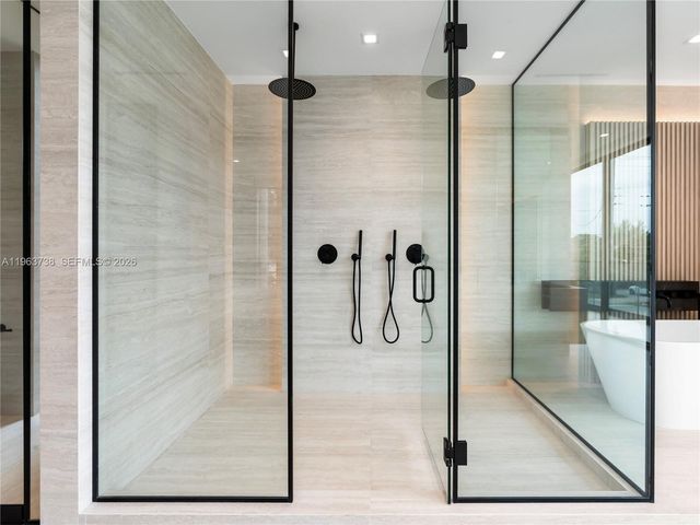 4401 SW 14th St, Miami, FL 33134