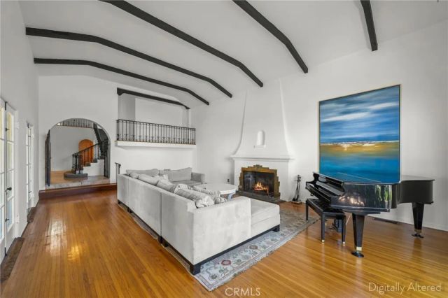 112 N. Highland Ave, Hancock Park, CA 90036