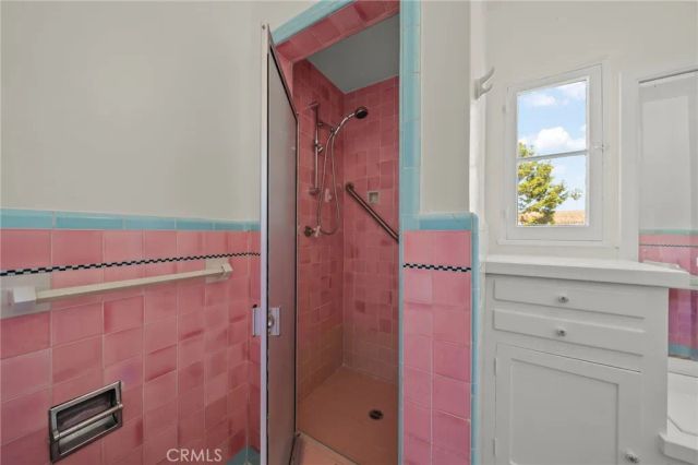 112 N. Highland Ave, Hancock Park, CA 90036