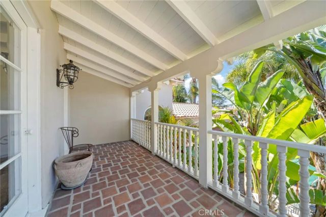 112 N. Highland Ave, Hancock Park, CA 90036