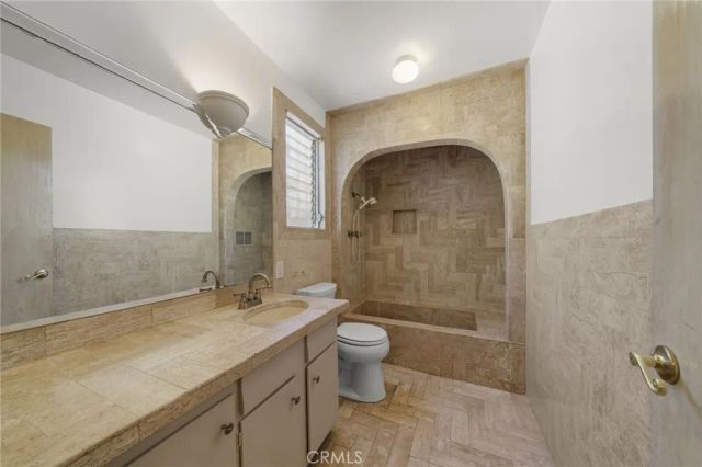 112 N. Highland Ave, Hancock Park, CA 90036