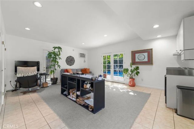 112 N. Highland Ave, Hancock Park, CA 90036