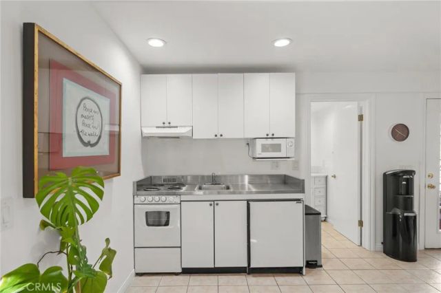 112 N. Highland Ave, Hancock Park, CA 90036