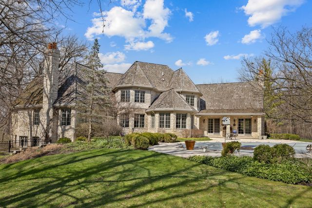 33W551 Hub Road, Wayne, IL 60184
