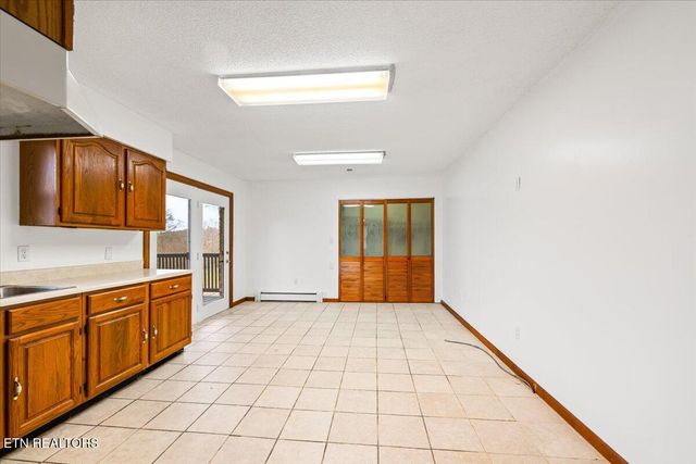 261 Lance Lane, Lafollette, TN 37766