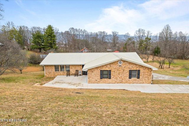 261 Lance Lane, Lafollette, TN 37766
