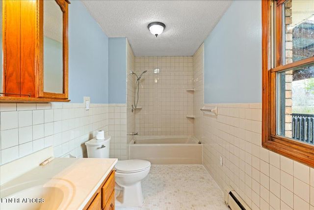 261 Lance Lane, Lafollette, TN 37766