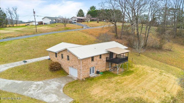 261 Lance Lane, Lafollette, TN 37766