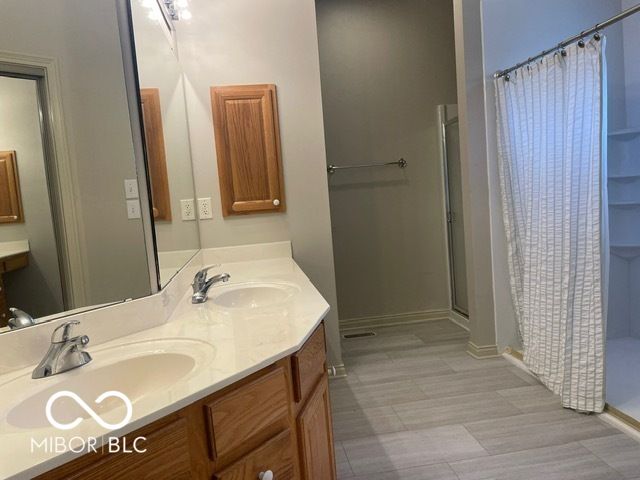 1610 Trainers Circle, Indianapolis, IN 46239
