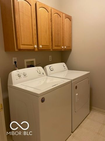 1610 Trainers Circle, Indianapolis, IN 46239