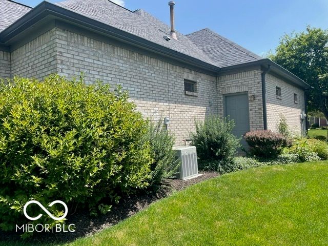 1610 Trainers Circle, Indianapolis, IN 46239