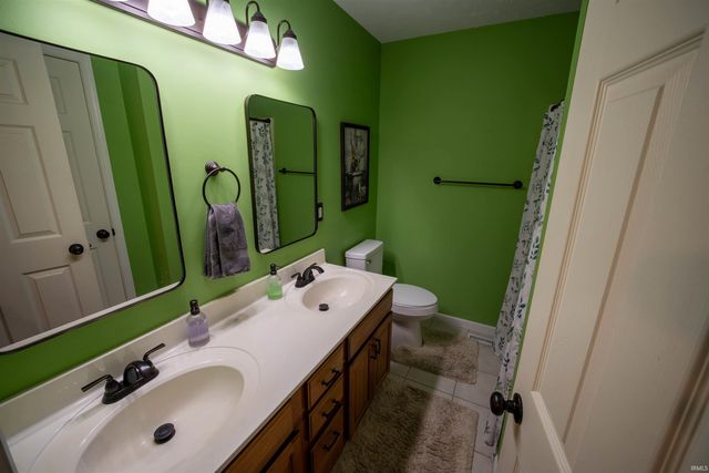 510 Riecken Drive, Evansville, IN 47711