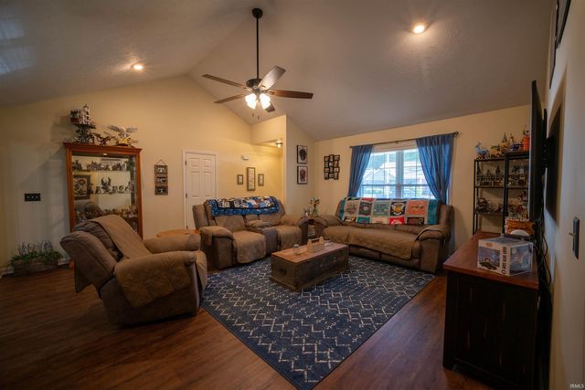 510 Riecken Drive, Evansville, IN 47711