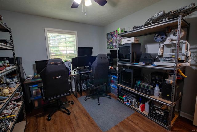 510 Riecken Drive, Evansville, IN 47711