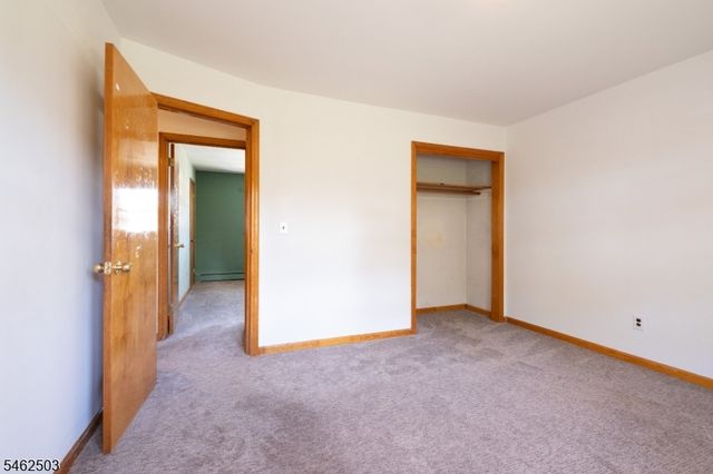 34 Cottage Pl, Garfield City, NJ 07026