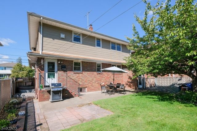 34 Cottage Pl, Garfield City, NJ 07026
