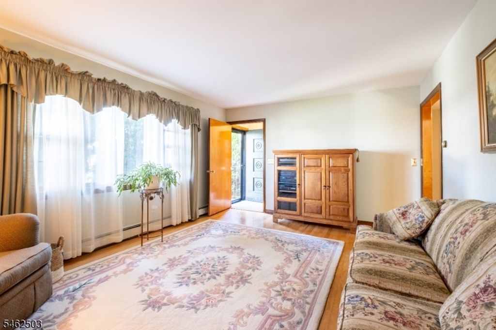 34 Cottage Pl, Garfield City, NJ 07026 — photo 3