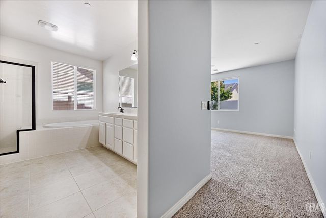 508 White Alder Drive, Bakersfield, CA 93314