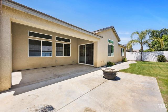 508 White Alder Drive, Bakersfield, CA 93314