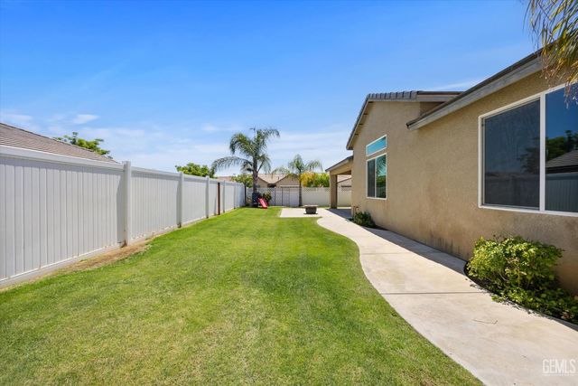 508 White Alder Drive, Bakersfield, CA 93314