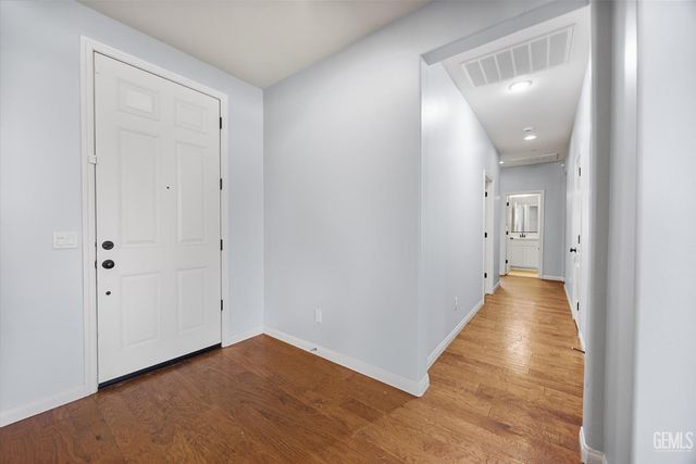 508 White Alder Drive, Bakersfield, CA 93314
