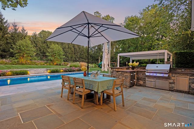 49 Hillspoint Road, Westport, CT 06880