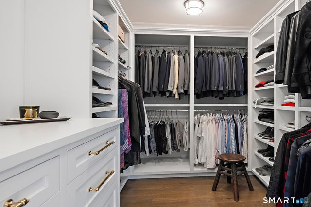 49 Hillspoint Road, Westport, CT 06880