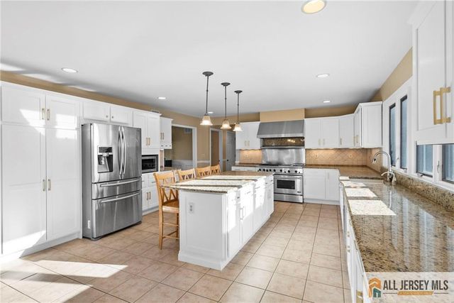 21 Drinking Brook Road, South Brunswick, NJ 08852