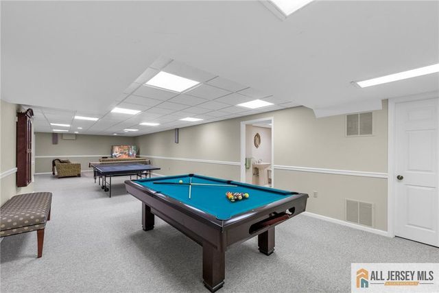 21 Drinking Brook Road, South Brunswick, NJ 08852