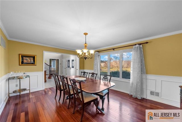 21 Drinking Brook Road, South Brunswick, NJ 08852